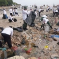 Yayasan WINGS Peduli Berkolaborasi dengan Pemerintah Jatim & Tuban Gelar Aksi Pantai