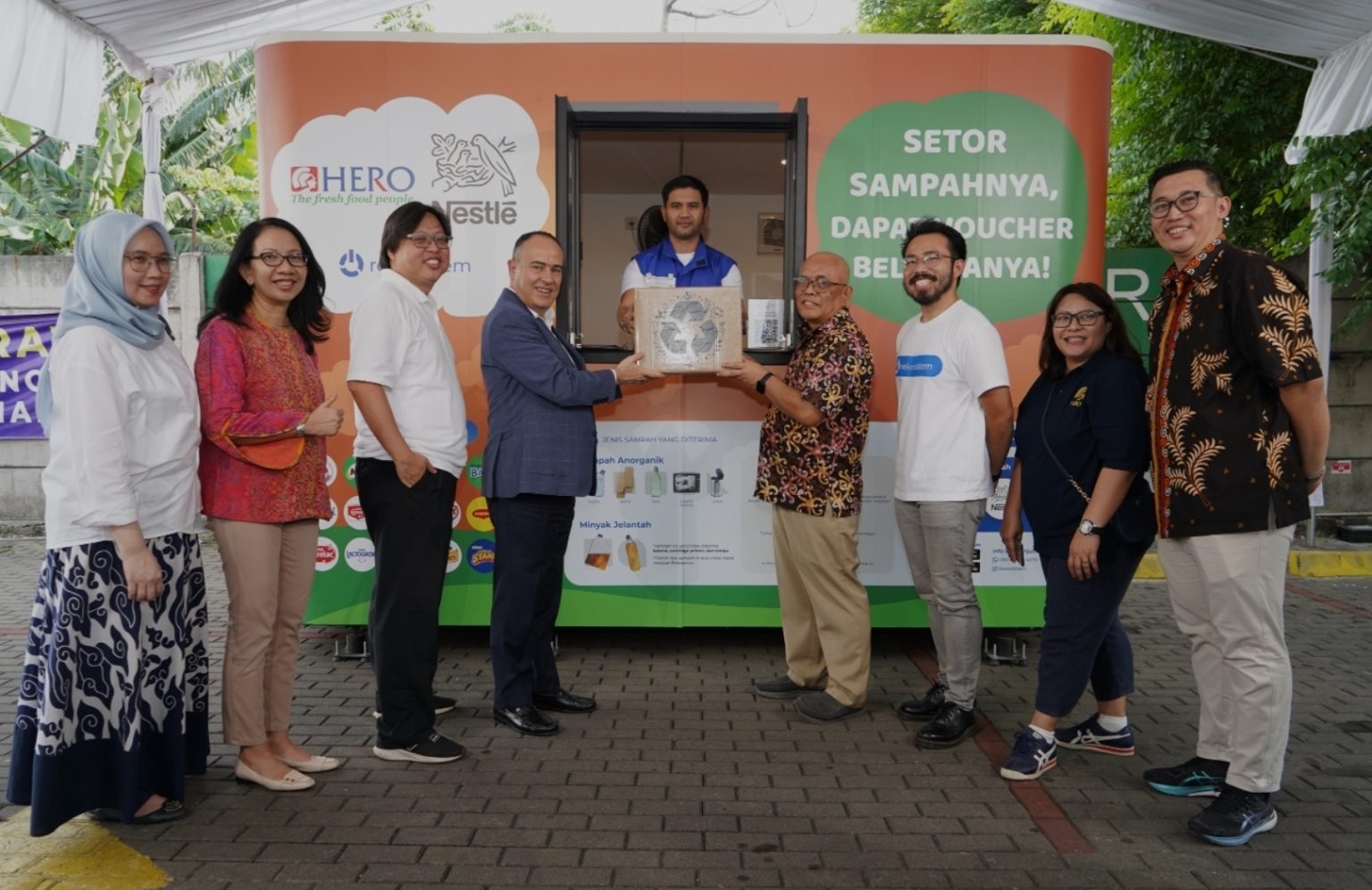 Nestlé Indonesia Gandeng Hero Supermarket dan Rekosistem Hadirkan Fasilitas Waste Station