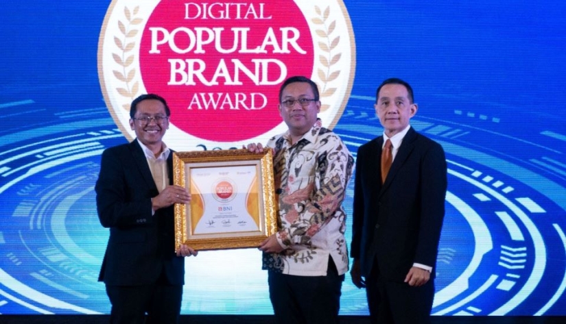 BNI Raih Penghargaan Indonesia Digital Popular Brand Award 2024 untuk TapCash